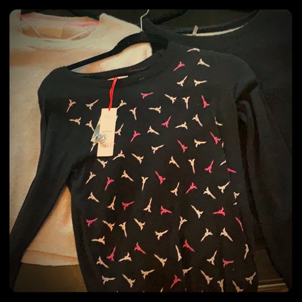 NWT Elle Paris Sweater